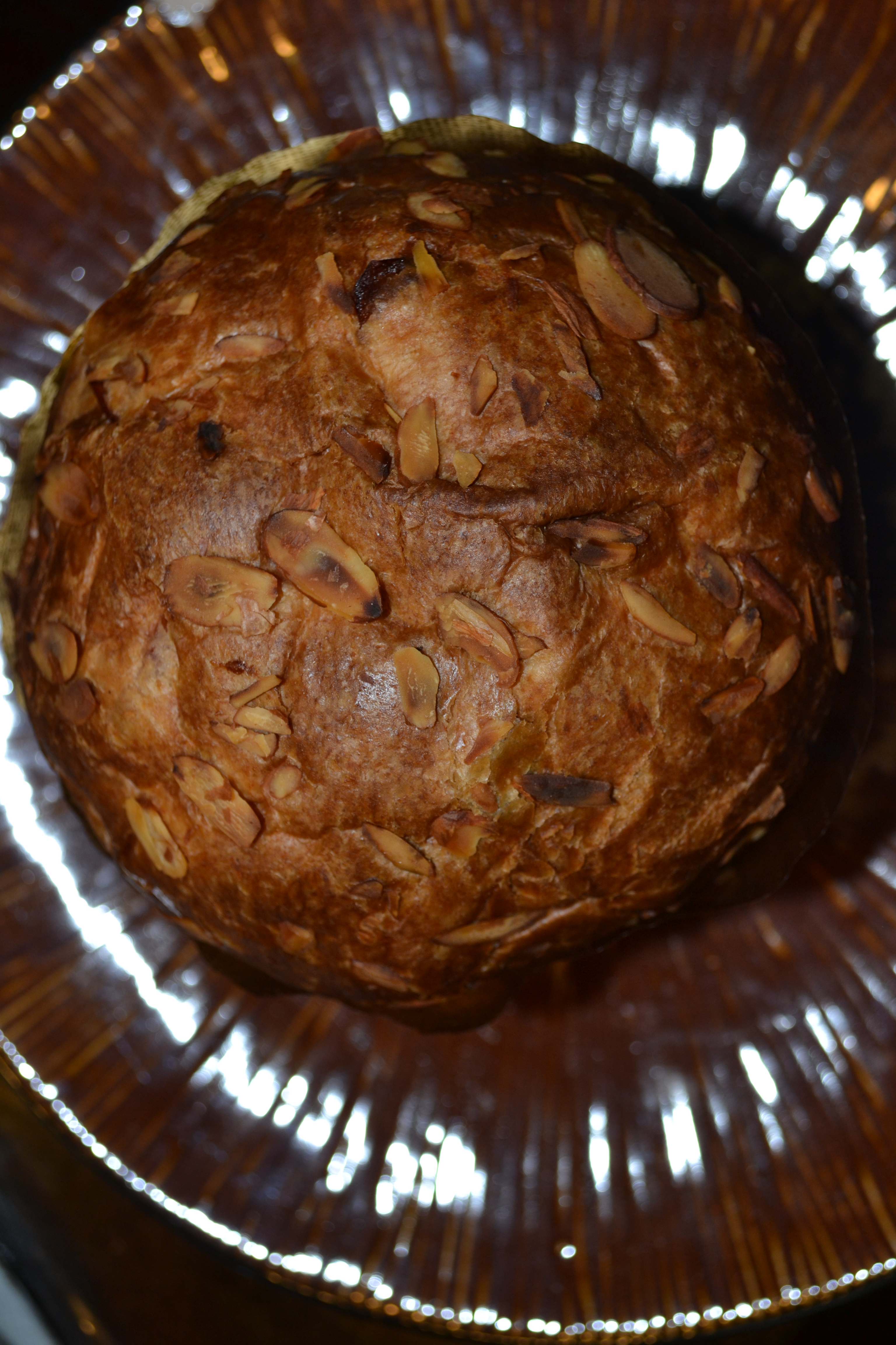 This bread looks similar to a cupcake, but without the muffin top overlay.