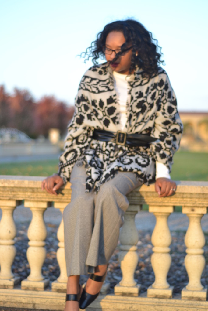Fall Fashion - Long white tee - Pinterest fall Looks - FashionPlateKC - Kansas City Fashion Blogger - OOTD