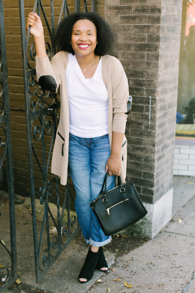 How to style boyfriend jeans, Fashionplatekc, Kansas City Food Blogger, Kansas City lifestyle Blogger, Kansas City Fashion Blogger